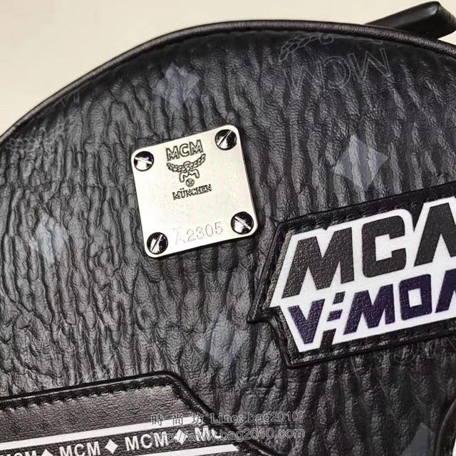 MCM雙肩背包 原單 小號5816 Victory Patch Stark雙肩包 Visetos塗層帆布 多彩貼花裝飾 MCM女後背包  mdmc1140